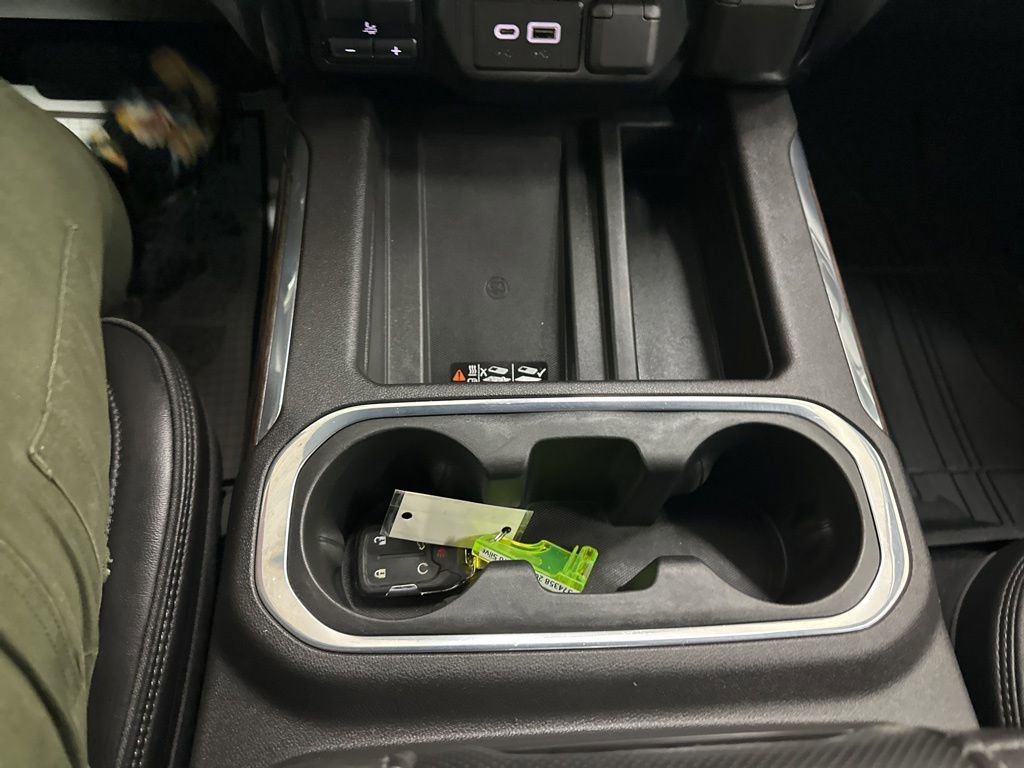 Certified 2020 Chevrolet Silverado 1500 High Country w/ Technology Package image 43