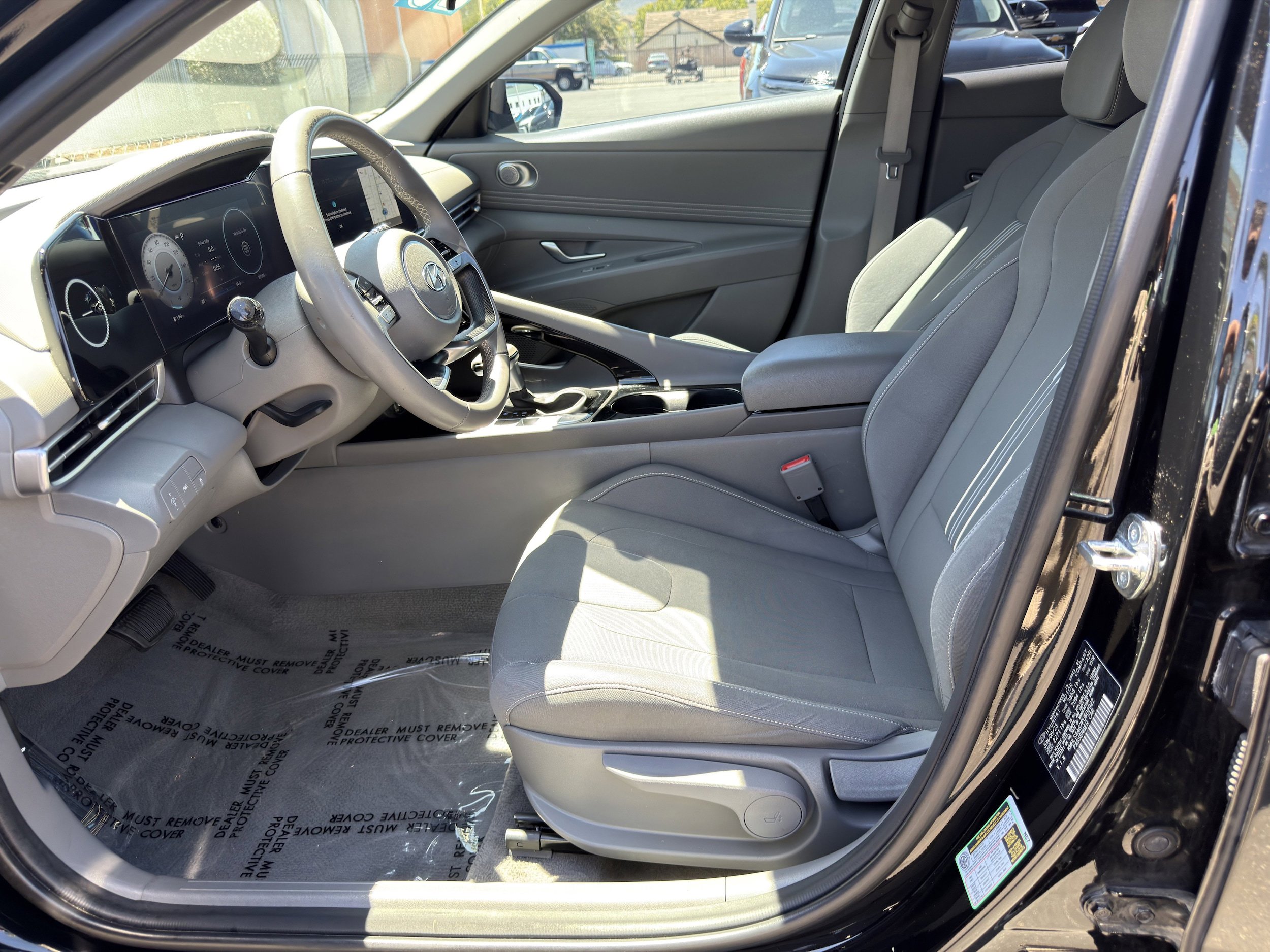 Used 2023 Hyundai Elantra SEL w/ Convenience Package FWD image 19