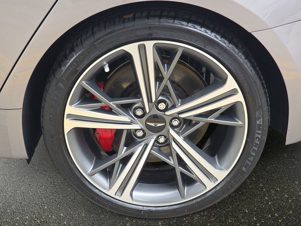 Used 2024 Genesis G70 2.5T w/ Sport Prestige Package image 29