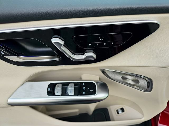 New 2026 Mercedes-Benz GLC 300 4MATIC image 18