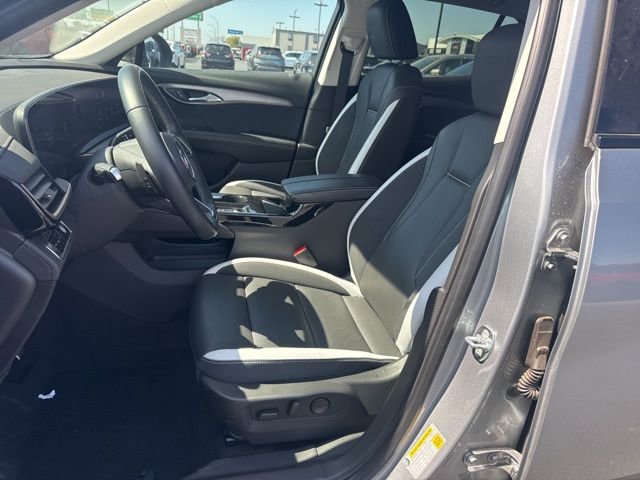 Used 2025 Buick Envision Sport Touring image 16