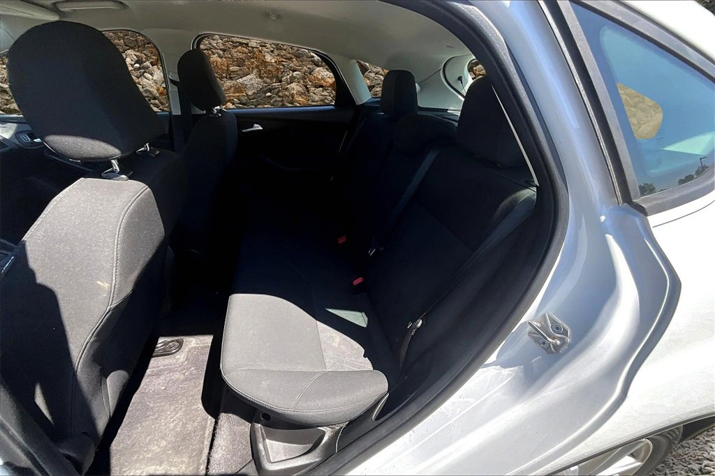 Used 2017 Ford Focus SE image 24
