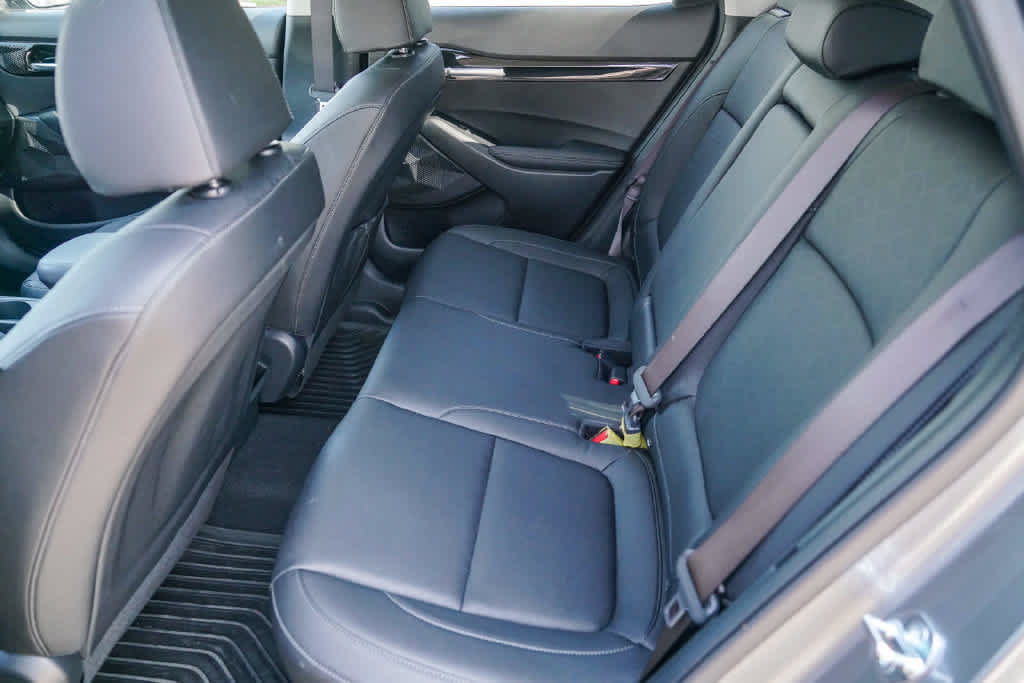 Certified 2025 Kia Seltos EX w/ EX Sunroof Package FWD image 15
