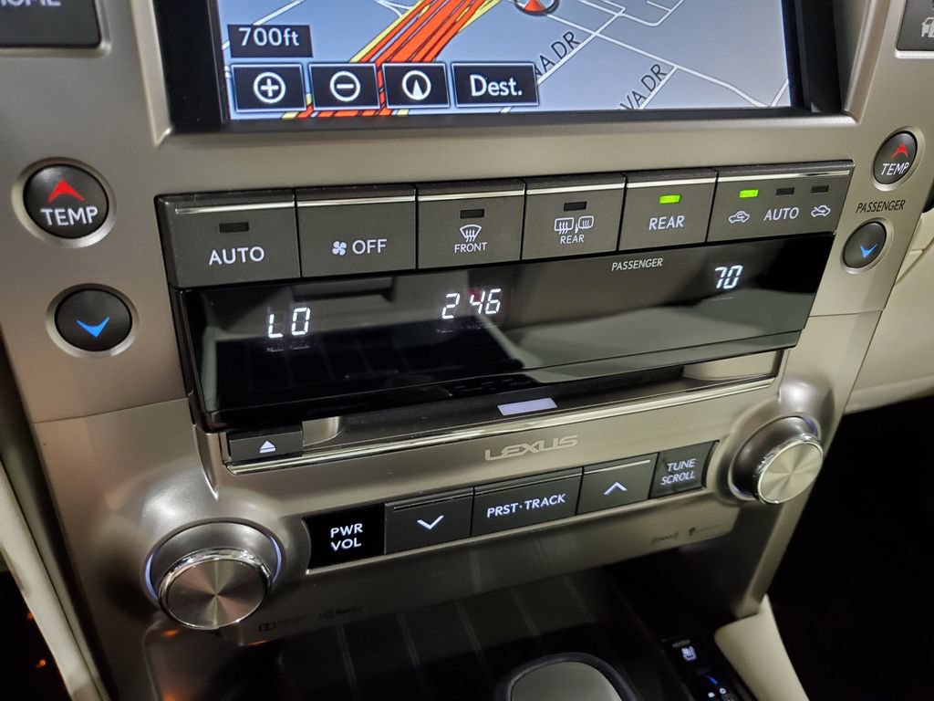 Used 2020 Lexus GX 460 Premium w/ Premium Package AWD/4WD image 34