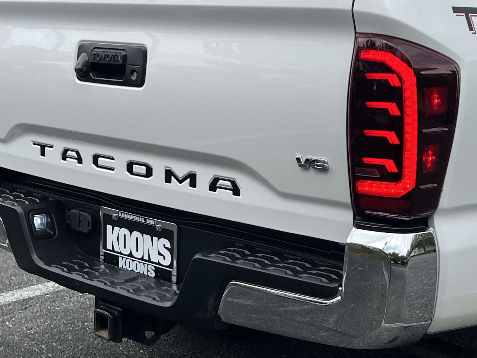 Used 2019 Toyota Tacoma TRD Off-Road AWD/4WD image 37