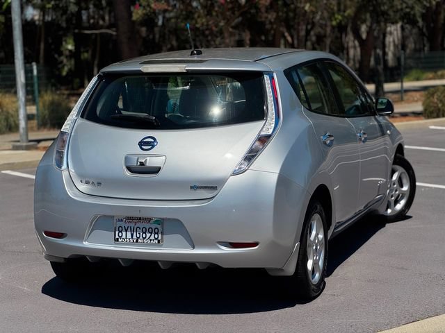 Used 2012 Nissan Leaf SL FWD image 16