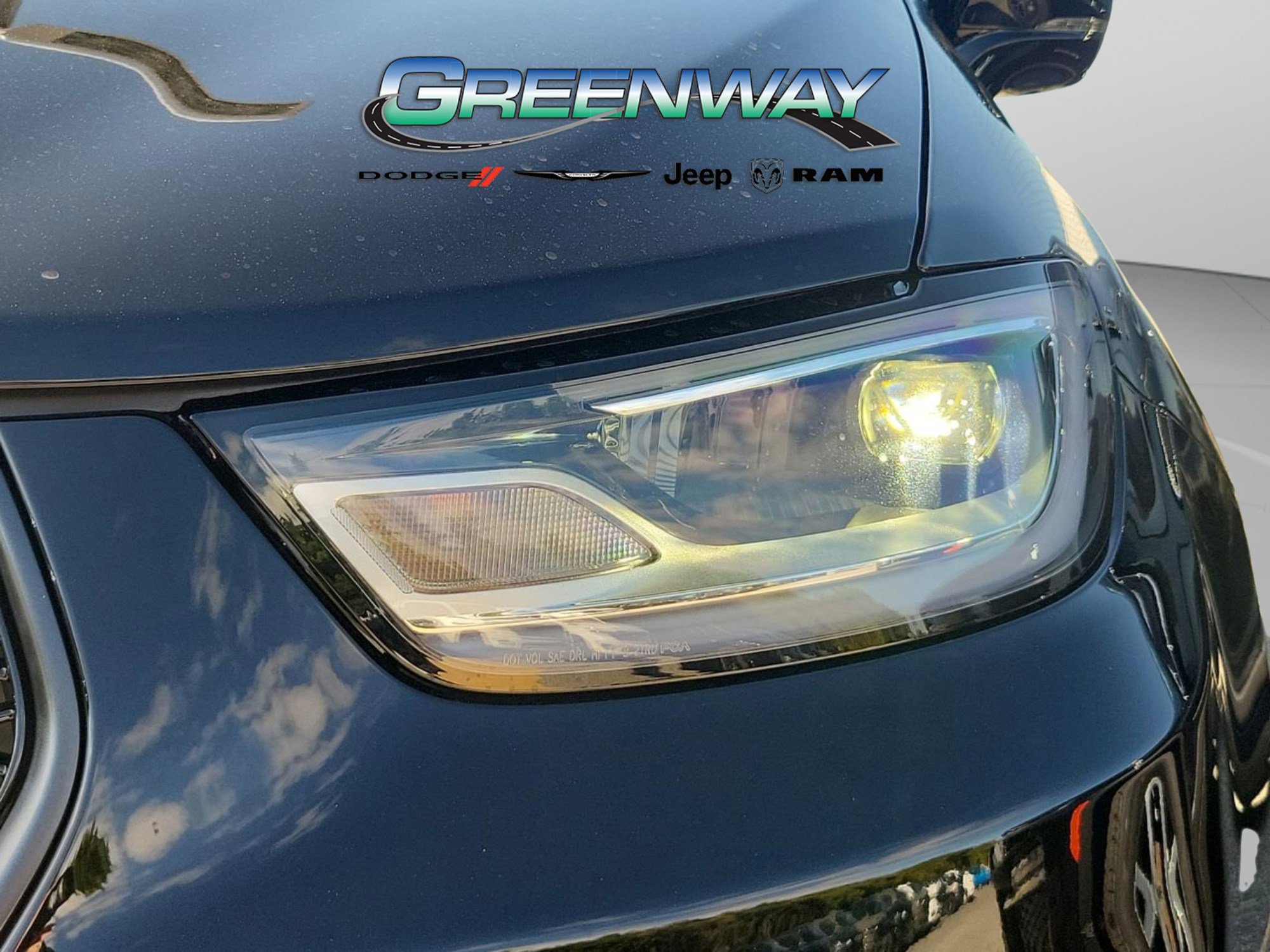 New 2026 Chrysler Pacifica Limited image 5