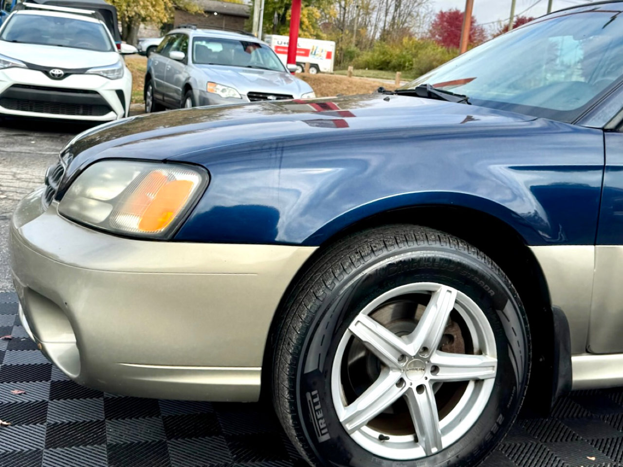 Used 2004 Subaru Outback Wagon image 12