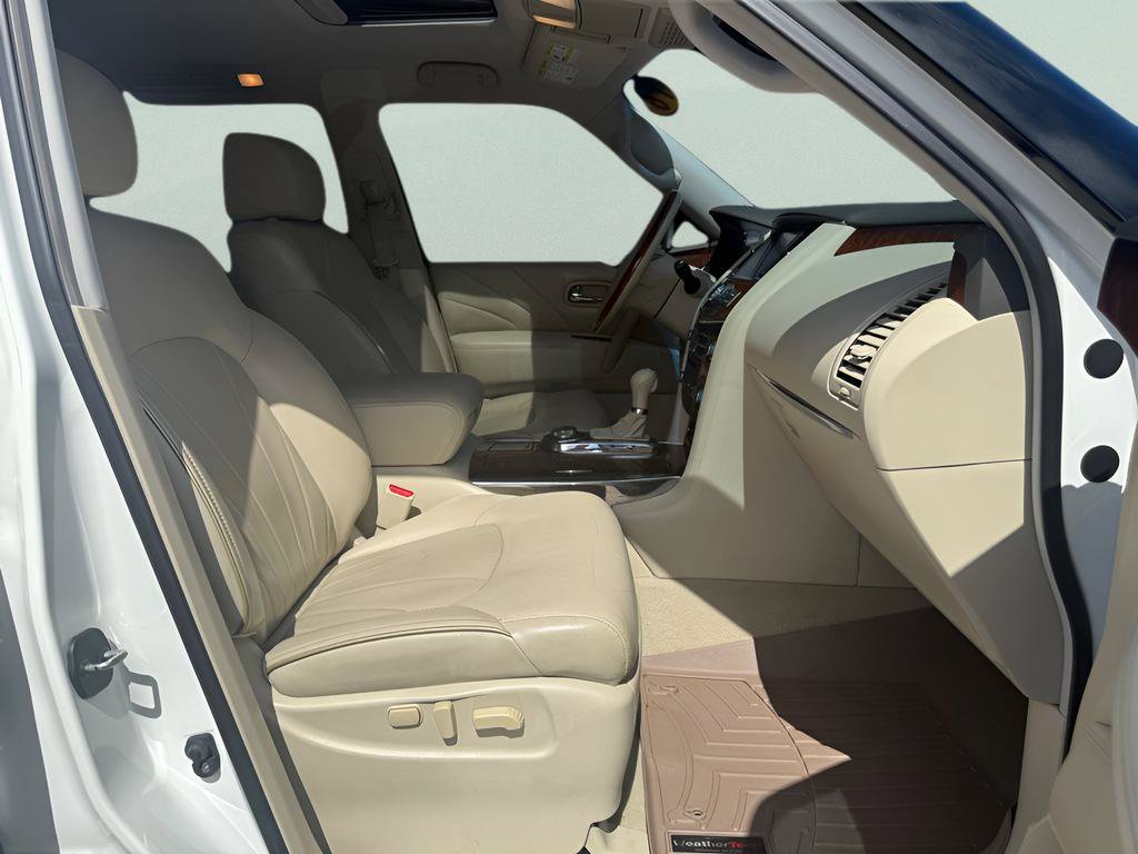 Used 2016 INFINITI QX80 4WD w/ Deluxe Technology Package image 14