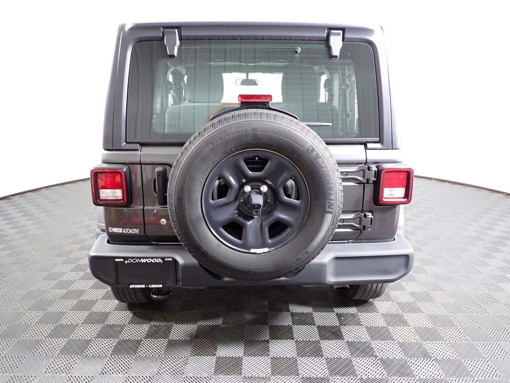 Used 2020 Jeep Wrangler Sport AWD/4WD image 19