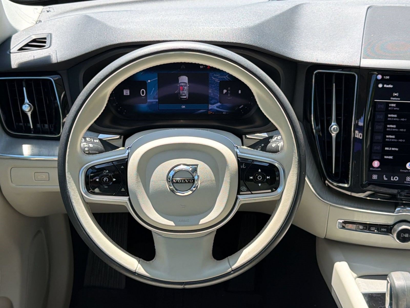 Certified 2024 Volvo XC60 B5 Plus w/ Protection Package Premier AWD/4WD image 11