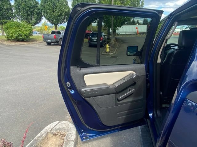 Used 2007 Ford Explorer Sport Trac Limited AWD/4WD image 11