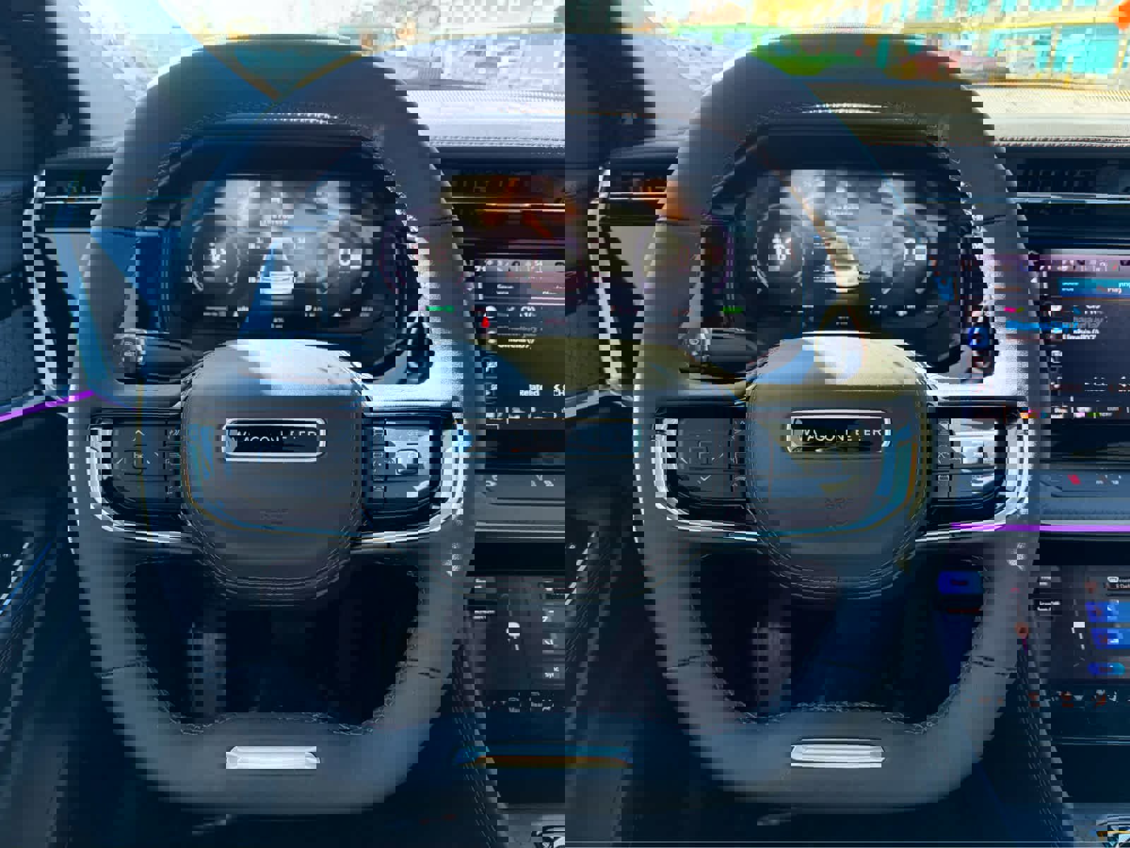 Used 2025 Jeep Wagoneer S Limited image 16