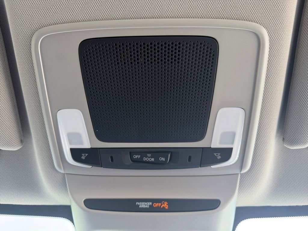 Used 2023 Honda HR-V LX image 19