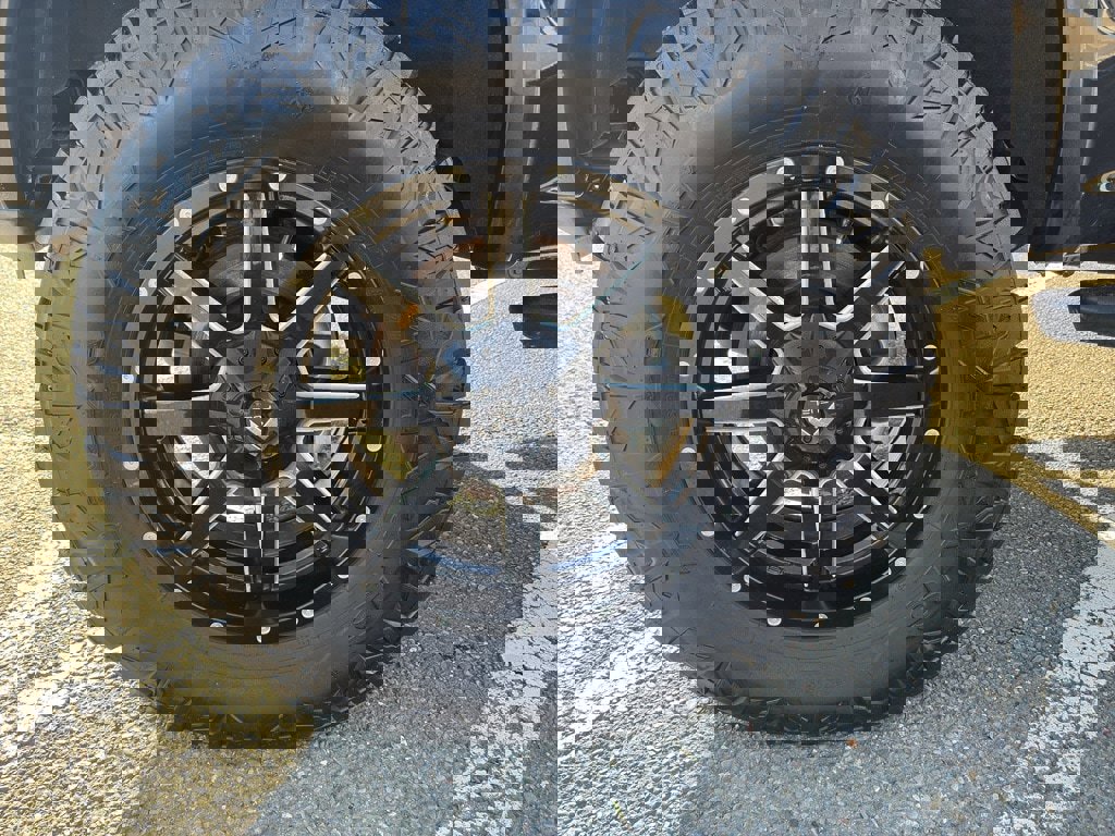 Used 2018 Ford F150 XLT w/ Equipment Group 302A Luxury image 2