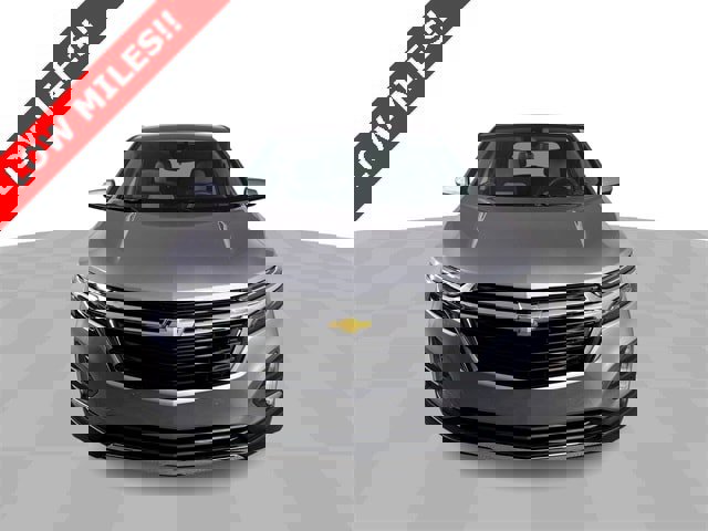 Used 2024 Chevrolet Equinox LT image 3