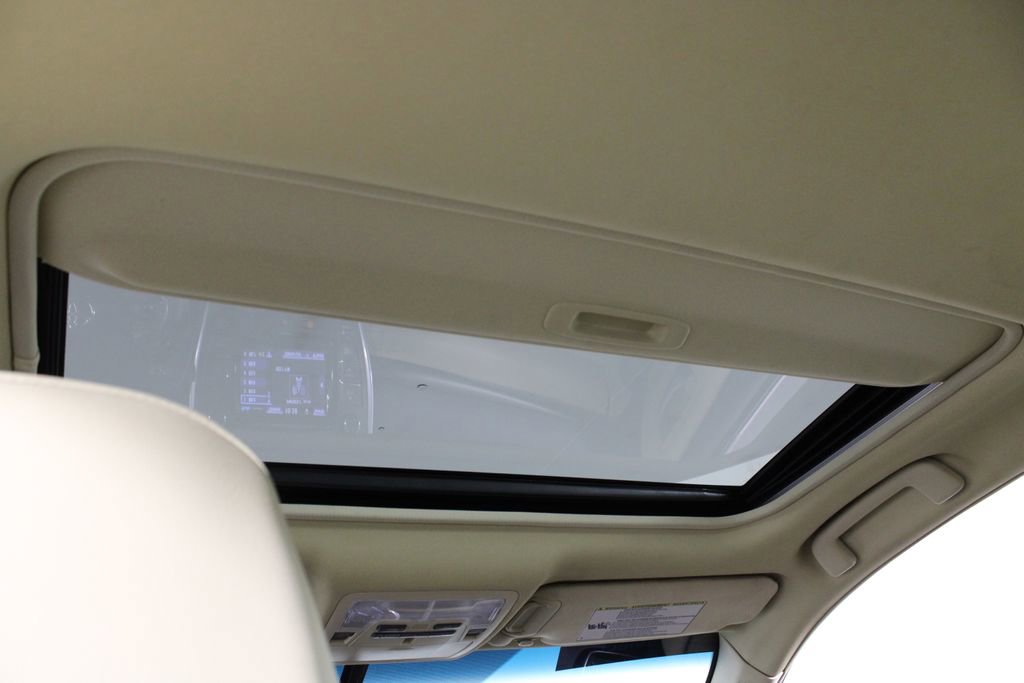 Used 2017 Toyota Camry XLE w/ Moonroof Package image 20