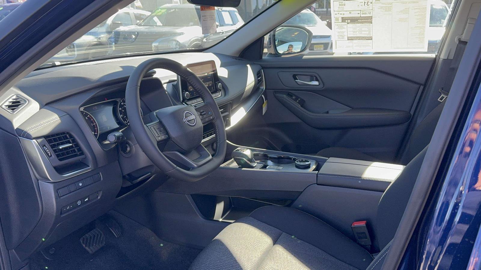 Used 2026 Nissan Rogue SV image 31
