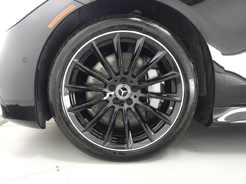 Used 2023 Mercedes-Benz S 580 4MATIC Sedan w/ AMG Line image 39