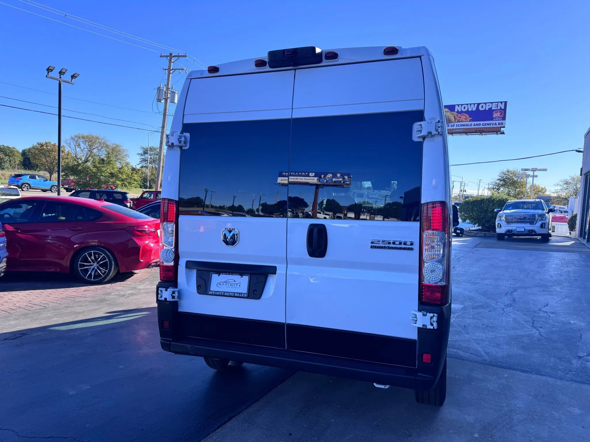 Used 2023 RAM ProMaster 2500 image 4