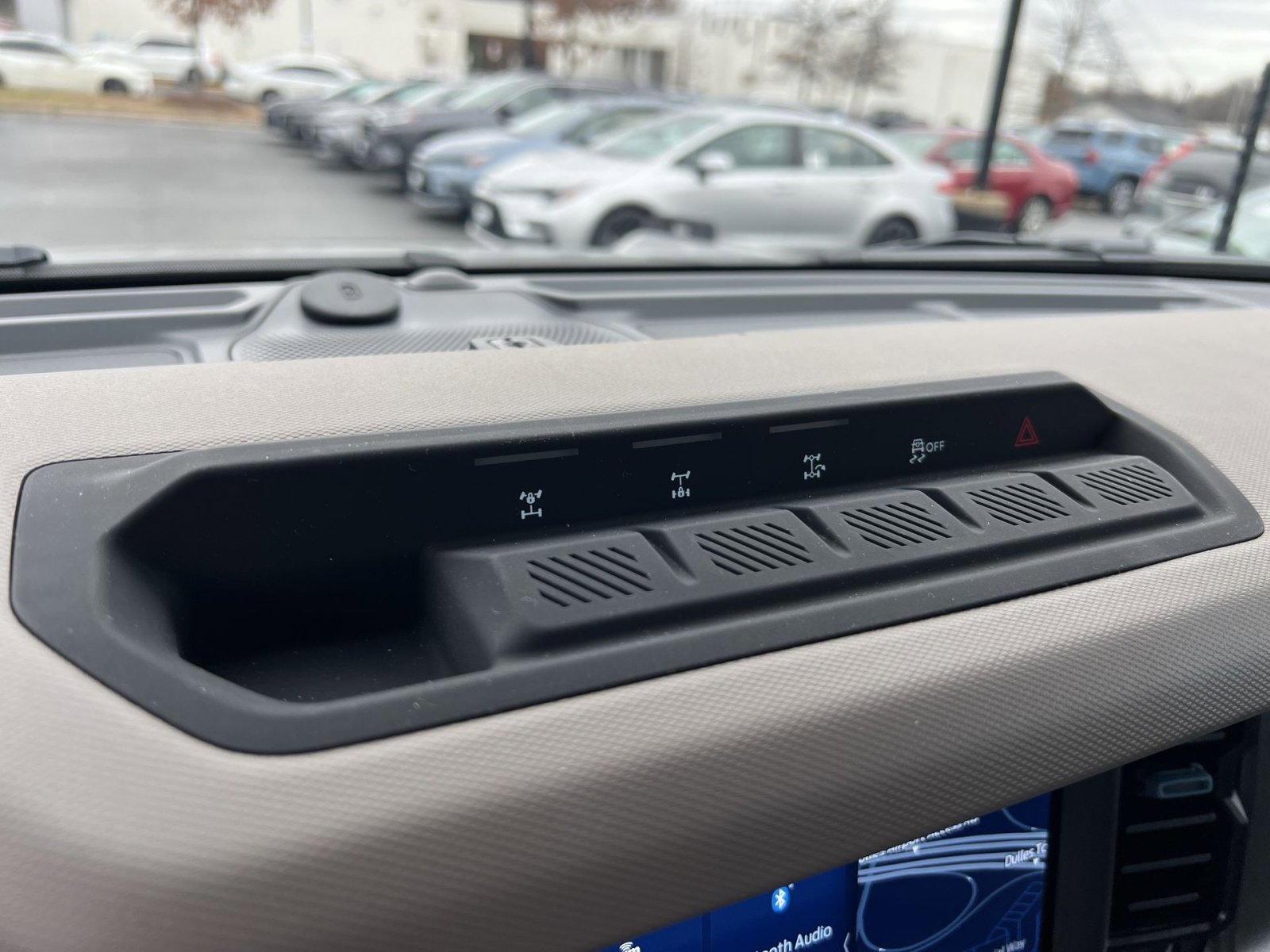 Used 2024 Ford Bronco Wildtrak image 33