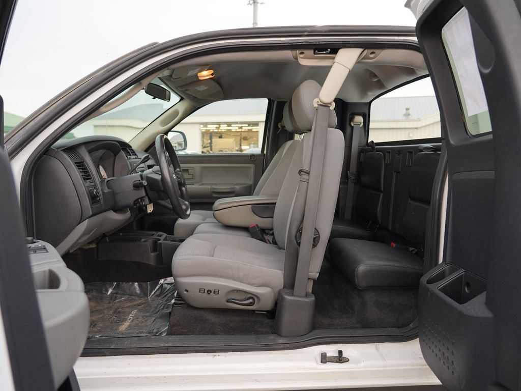 Used 2011 Dodge Dakota Big Horn w/ Skid Plate Group AWD/4WD image 17