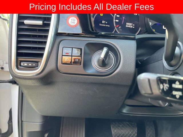Used 2020 Porsche Cayenne AWD/4WD image 24