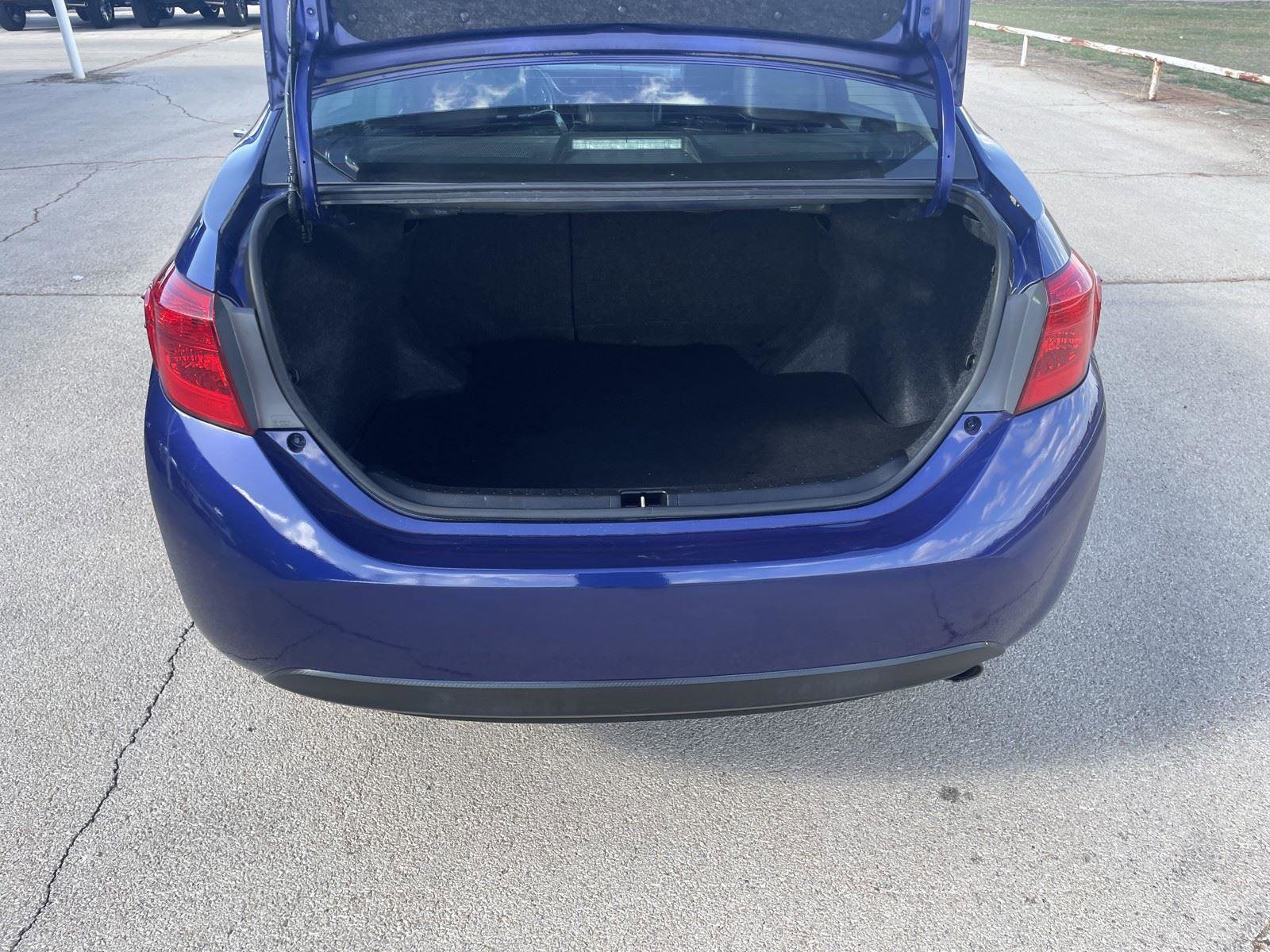 Used 2019 Toyota Corolla XSE image 29