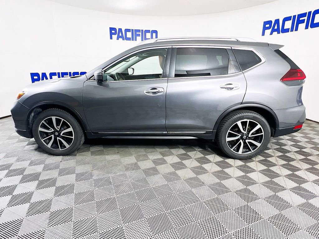 Used 2018 Nissan Rogue SL w/ Premium Package AWD/4WD image 5