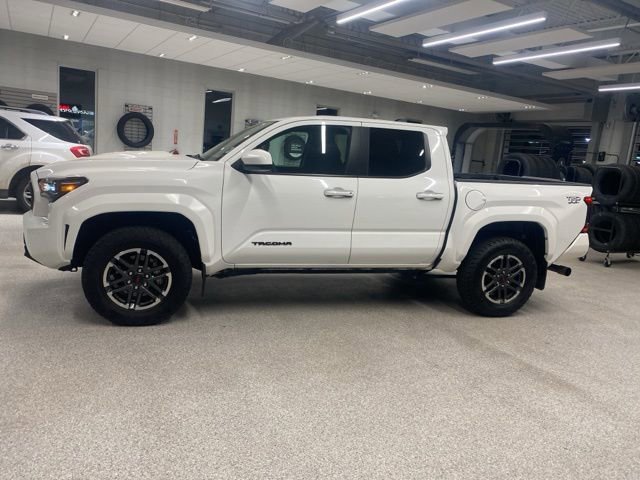 Used 2024 Toyota Tacoma TRD Sport image 12