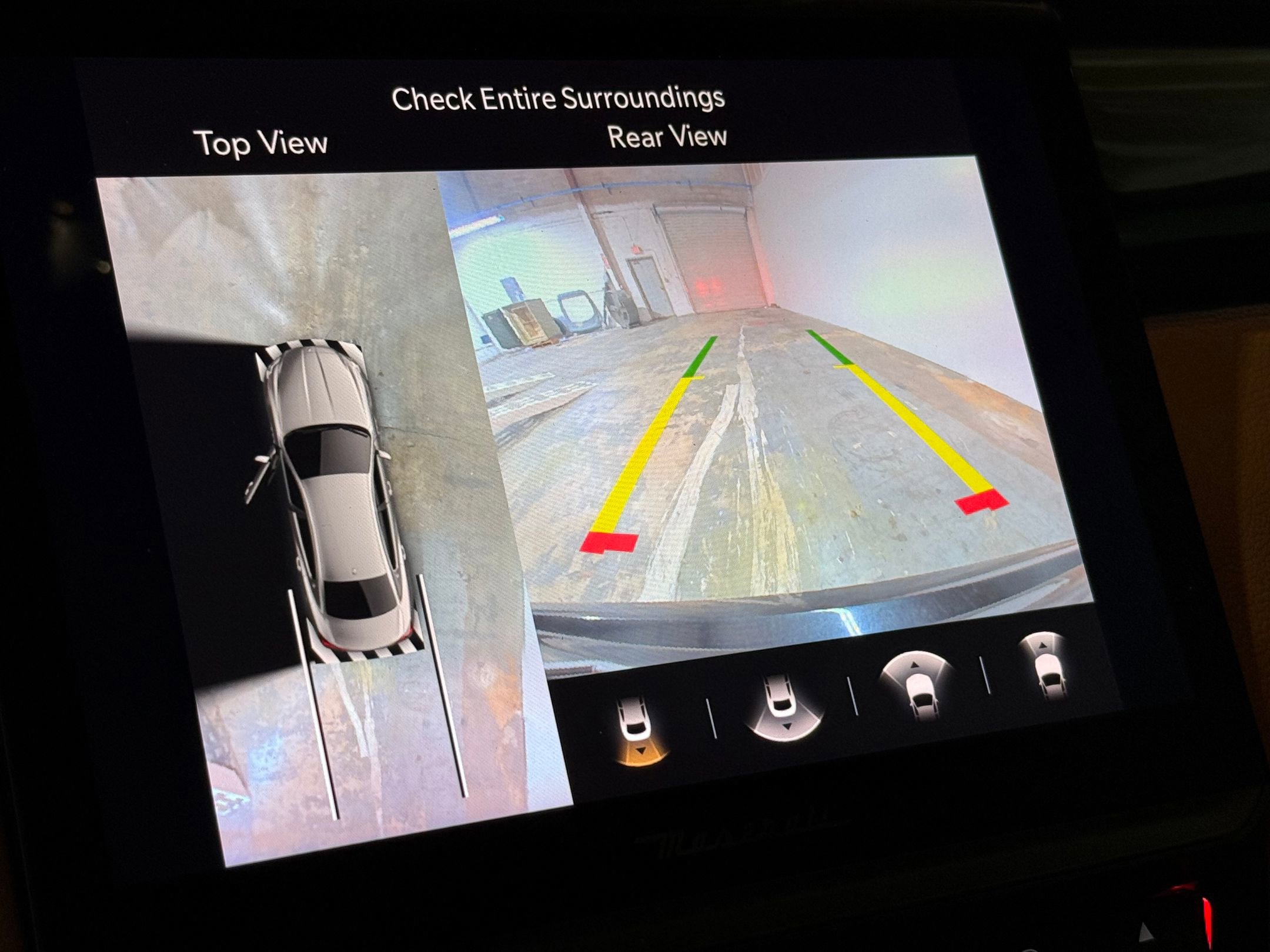 Used 2022 Maserati Quattroporte Modena image 31