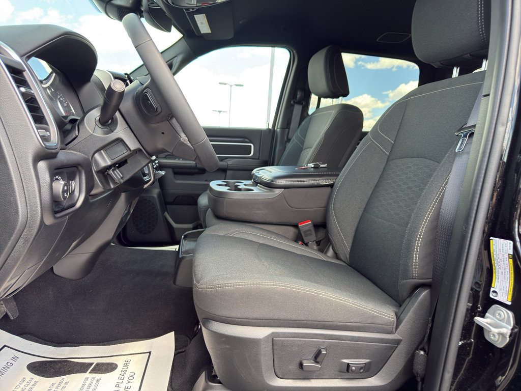Certified 2026 RAM 2500 Big Horn AWD/4WD image 9