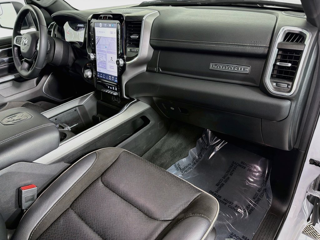Used 2023 RAM 1500 Laramie AWD/4WD image 28