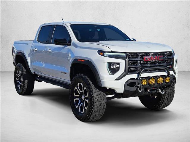 Used 2023 GMC Canyon AT4 w/ AT4 Premium Package AWD/4WD image 3