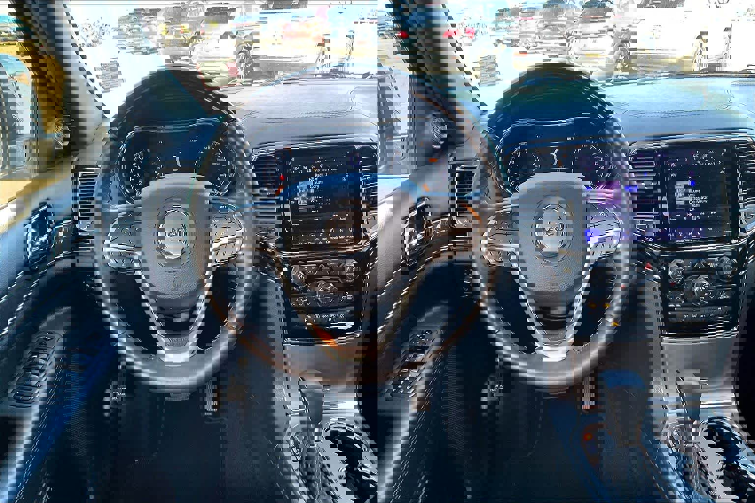 Used 2019 Jeep Grand Cherokee Overland image 6