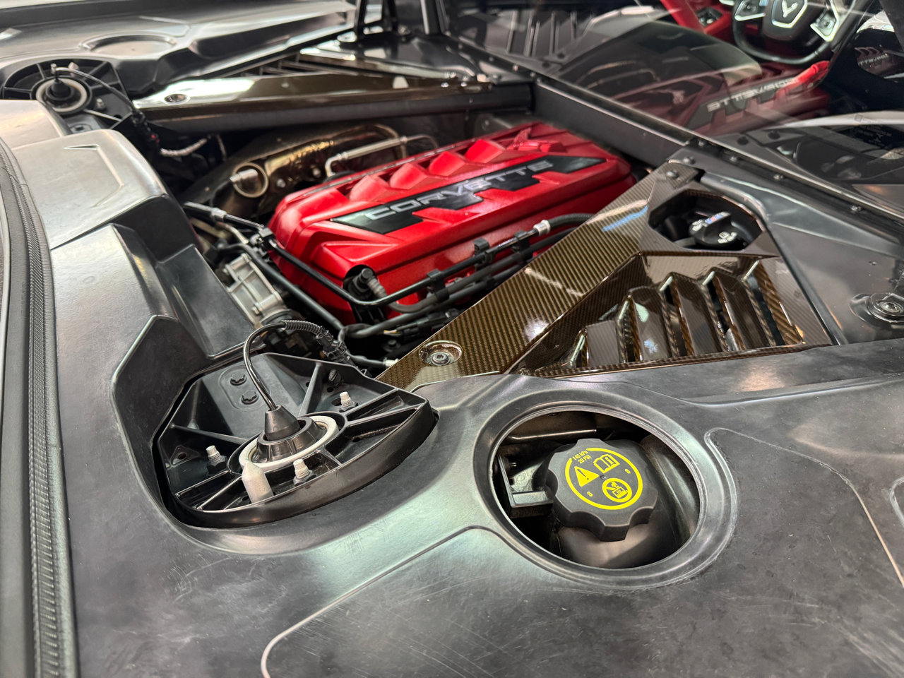 Used 2021 Chevrolet Corvette Stingray 3LT w/ Z51 Performance Package image 24