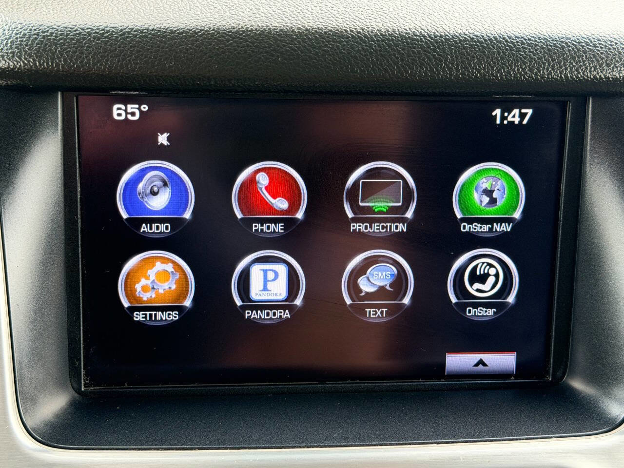 Used 2016 GMC Yukon XL SLE w/ Enhanced Driver Alert Package AWD/4WD image 42