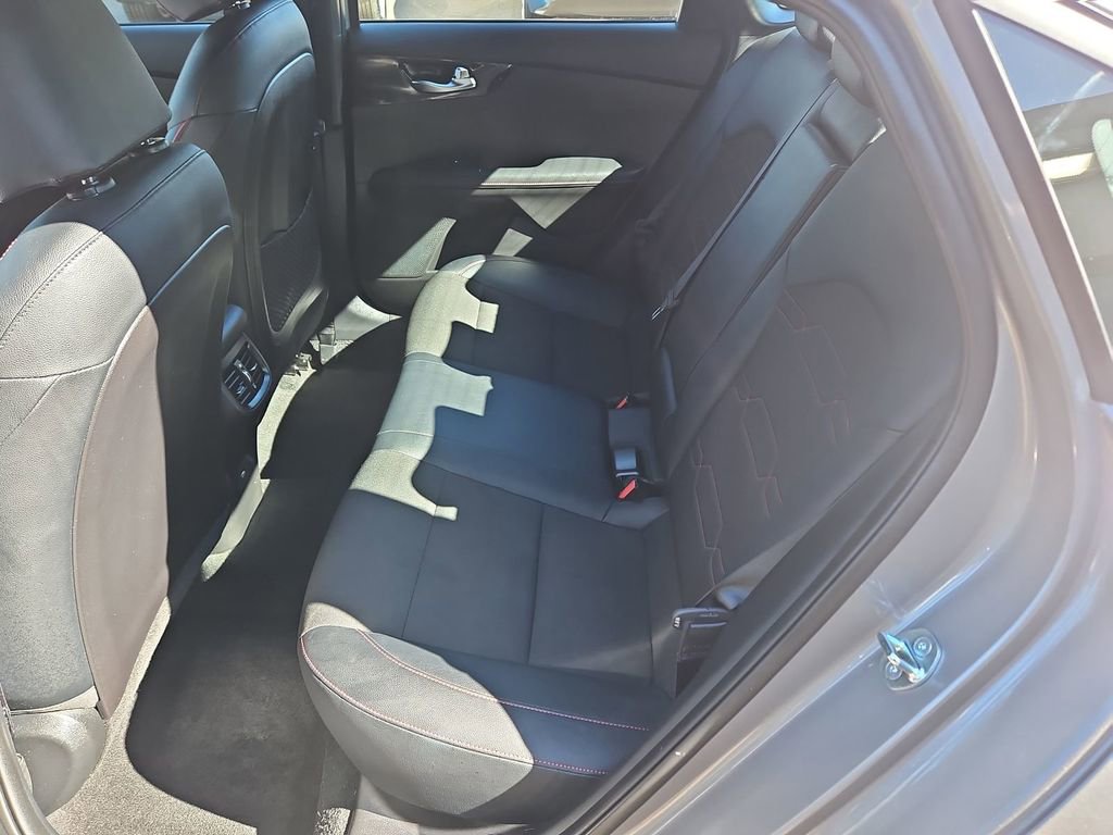 Used 2023 Kia Forte GT image 18