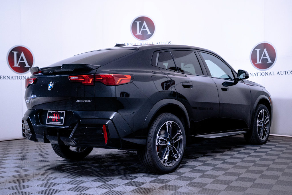New 2026 BMW X2 xDrive28i w/ Technology Package AWD/4WD image 6