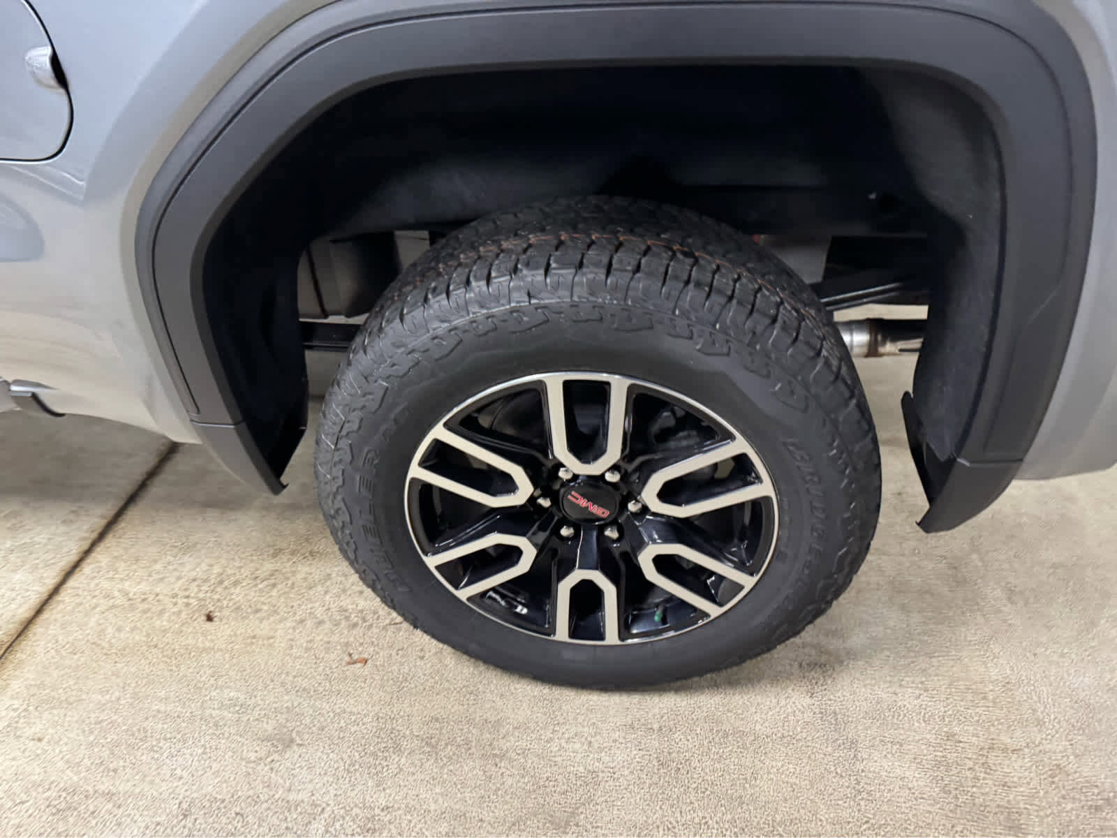 New 2026 GMC Sierra 1500 AT4 w/ Technology Package image 9