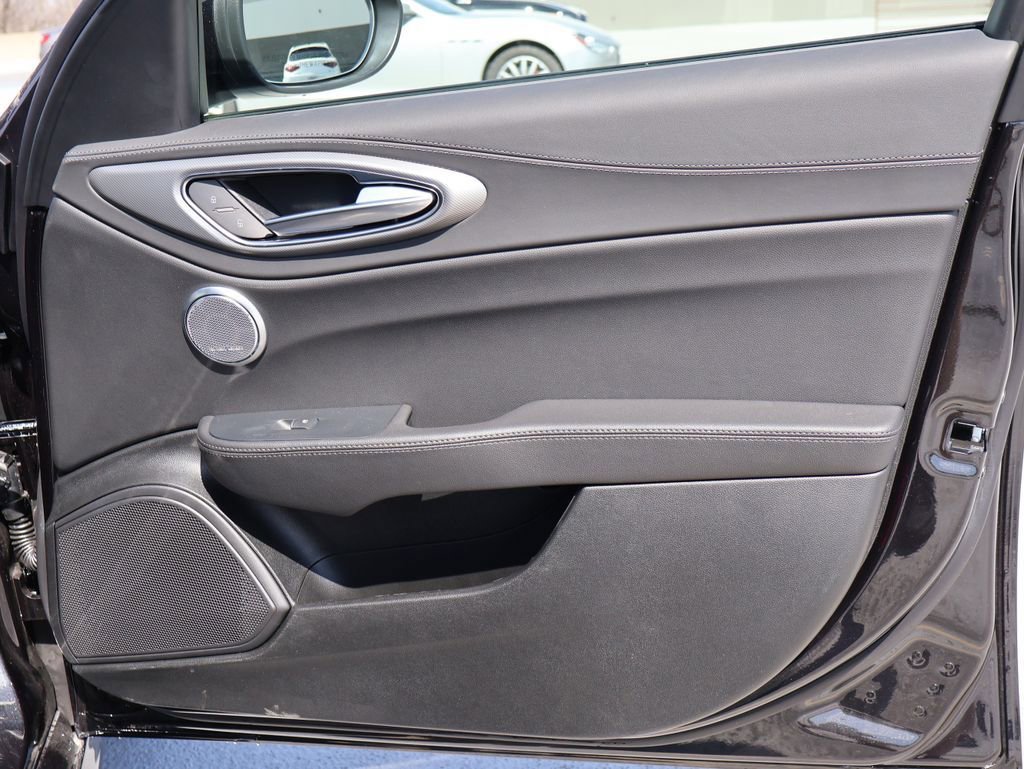 New 2026 Alfa Romeo Giulia AWD image 14