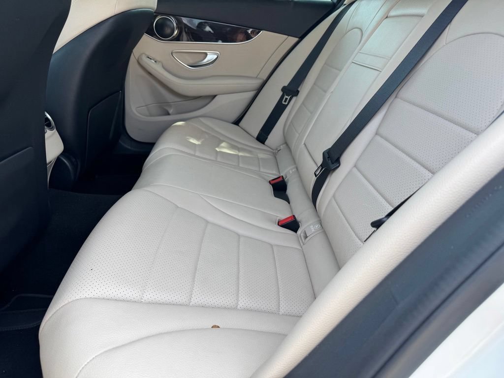 Used 2019 Mercedes-Benz C 300 Sedan image 11