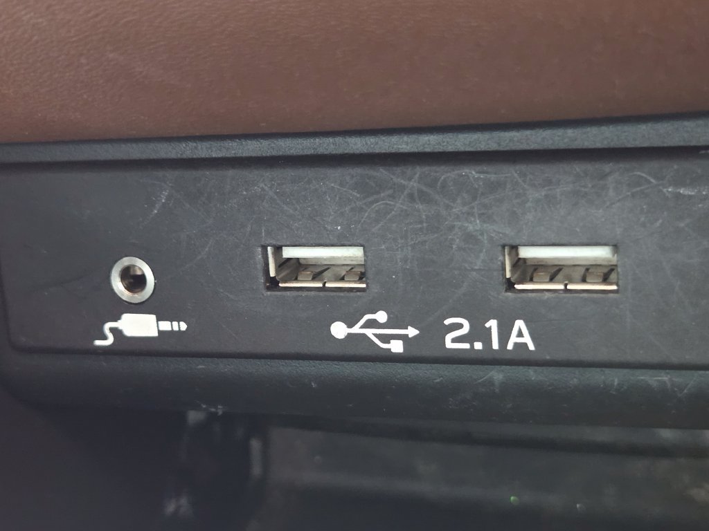 Used 2022 Subaru Outback Touring XT AWD/4WD image 7