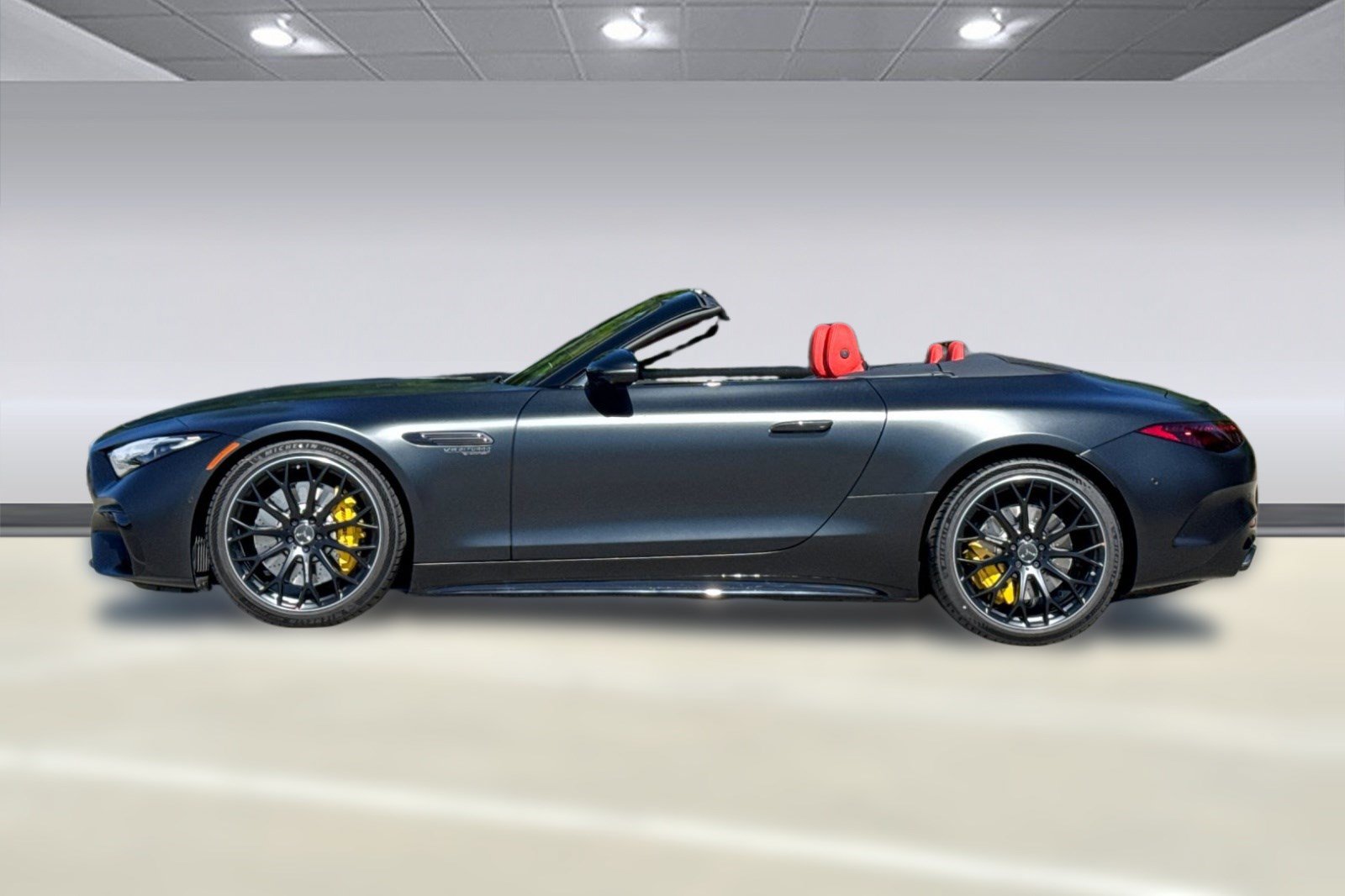New 2026 Mercedes-Benz SL 55 AMG 4MATIC image 2