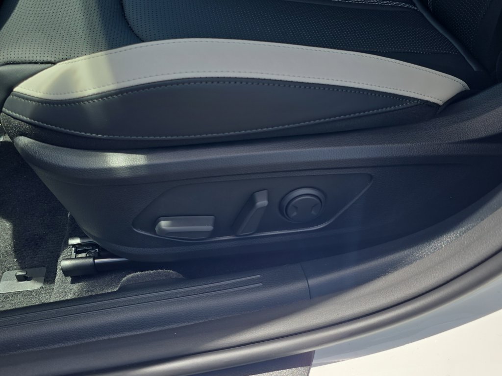 New 2026 Kia K5 GT-Line w/ GT-Line Premium Package FWD image 20