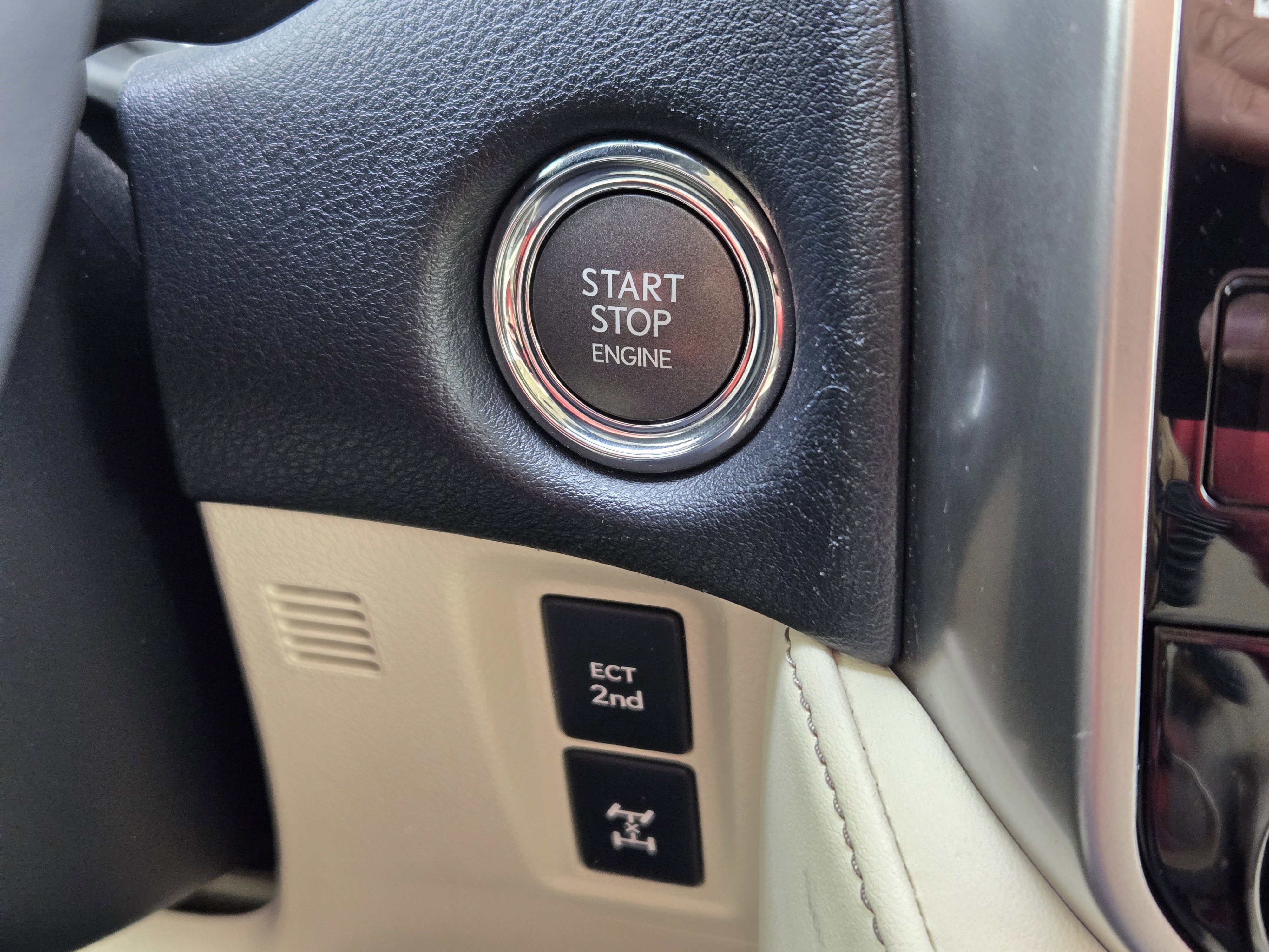 Used 2023 Lexus GX 460 Premium w/ Premium Package AWD/4WD image 29