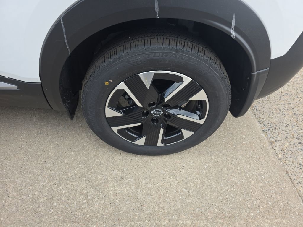 New 2026 Nissan Kicks SV w/ Cold Weather Package image 12