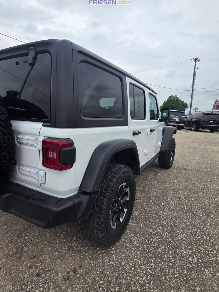 Used 2025 Jeep Wrangler Unlimited Rubicon AWD/4WD image 8