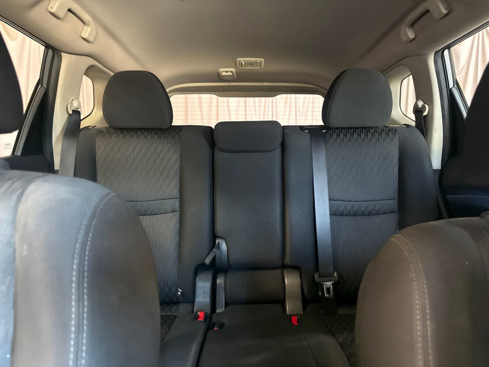 Used 2017 Nissan Rogue SV FWD image 29