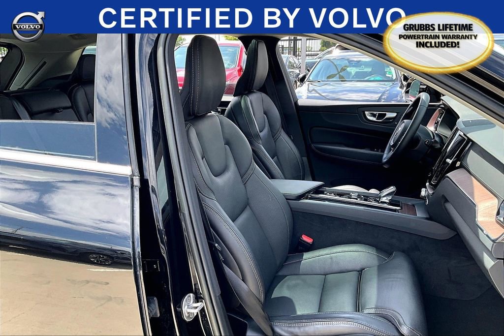 Certified 2023 Volvo XC60 B5 Ultimate w/ Climate Package FWD image 11